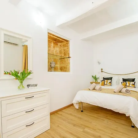 Appartement Capital City - Republic Street La Valette